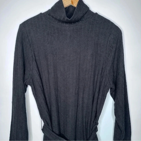 Torrid NWT Black Super Soft Plush Mini Bodycon Dress Size 1 - Picture 3 of 13